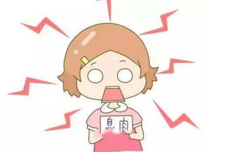 天津供精代生：﻿新生儿吃饱就吐奶？是哺乳期婴儿的一种正常反应